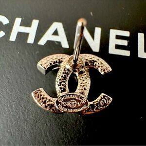 Classic AUTHENTIC Chanel earrings